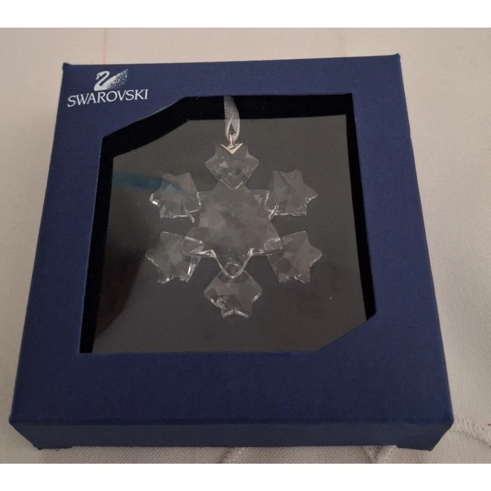 Swarovski Crystal 2010 Little Snowflake Christmas Ornament 1041314 w/Box